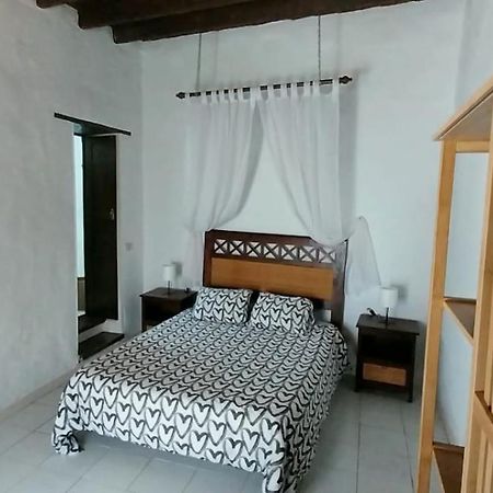 Suite Casa Rural Los Patios, Conil Tías Екстериор снимка