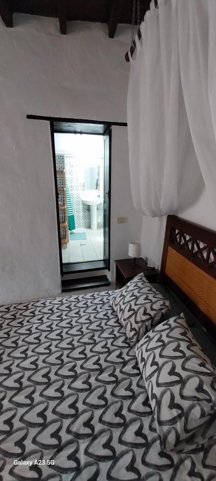 Suite Casa Rural Los Patios, Conil Tías Екстериор снимка